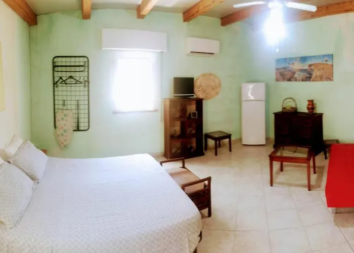 Casa Degli Oleandri אלקאמו